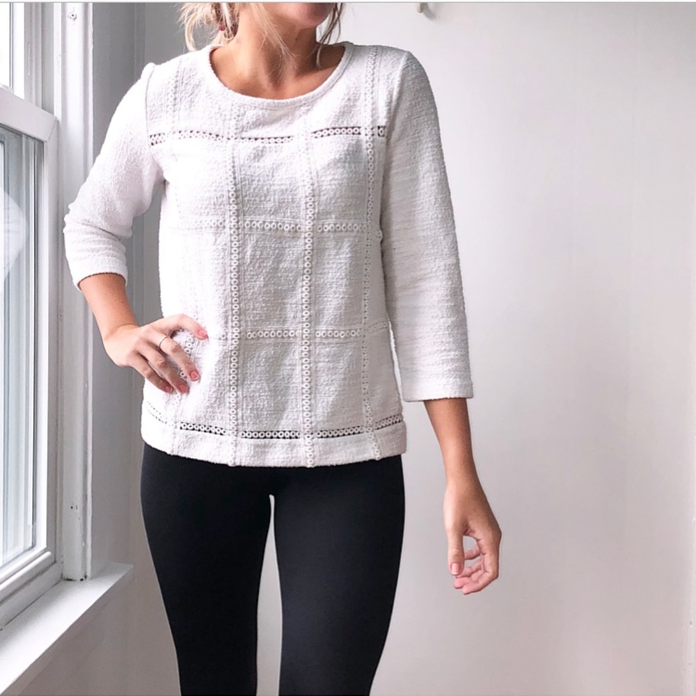 ⭐️ 2 for $18 Banana Republic White Stunner Sweater